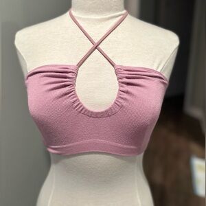 i’m selling it because it’s too small for me !